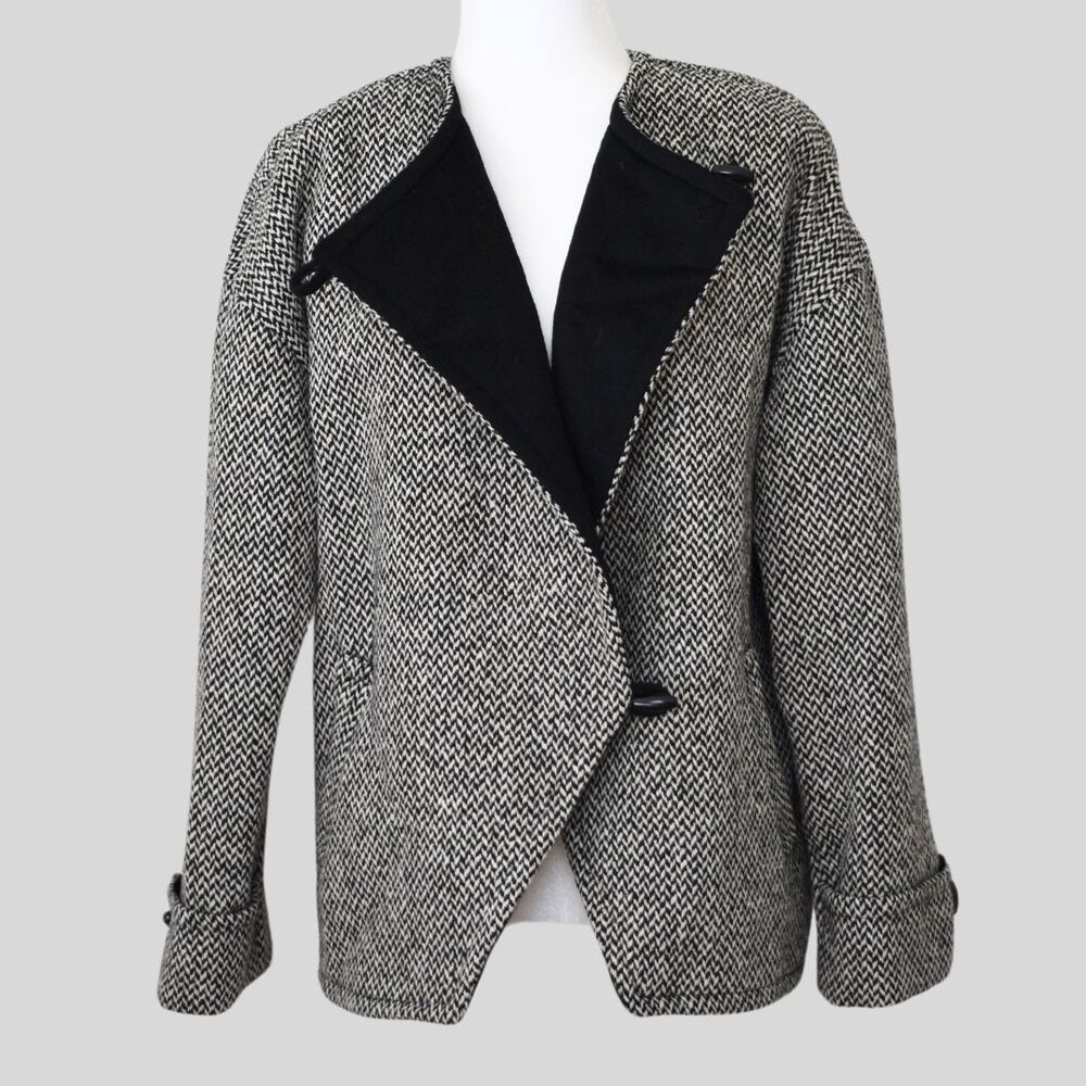 Vintage!!!! Bert Newman Black & White Tweed Coat Size 8